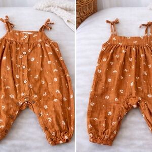 Cozy Cub Baby Romper | Size 3–6 Months | Floral Rust Orange